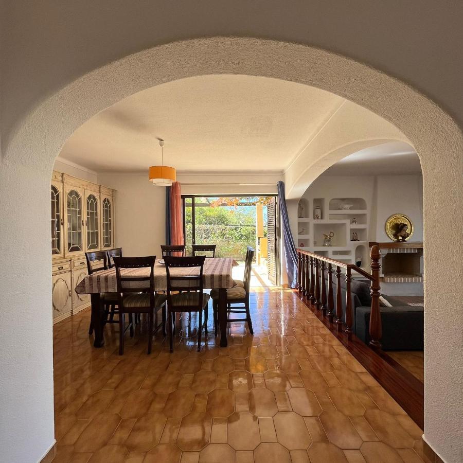 Villa Paraiso - 4 Bedrooms And Pool Albufeira Dış mekan fotoğraf