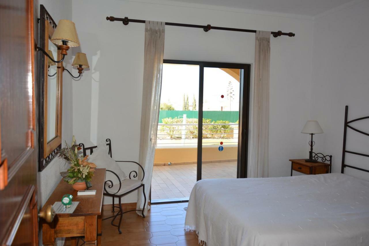Villa Paraiso - 4 Bedrooms And Pool Albufeira Dış mekan fotoğraf